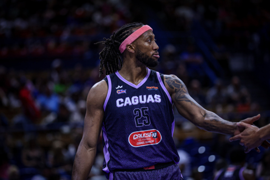 Akil Mitchell recibe un partido de suspensión por acumulación de faltas técnicas Akil Mitchell recibe un partido de suspensión por acumulación de faltas técnicas
