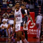 ”De atrás” Leones sacan victoria ante los Vaqueros en tiempo extra