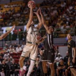 Josué Erazo le da la victoria a Mayagüez en el último segundo